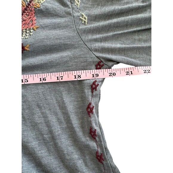 Johnny Was Floral Embroidered V Neck Tunic Blouse Top SZ M Boho Hippie Colorful - Picture 3 of 11